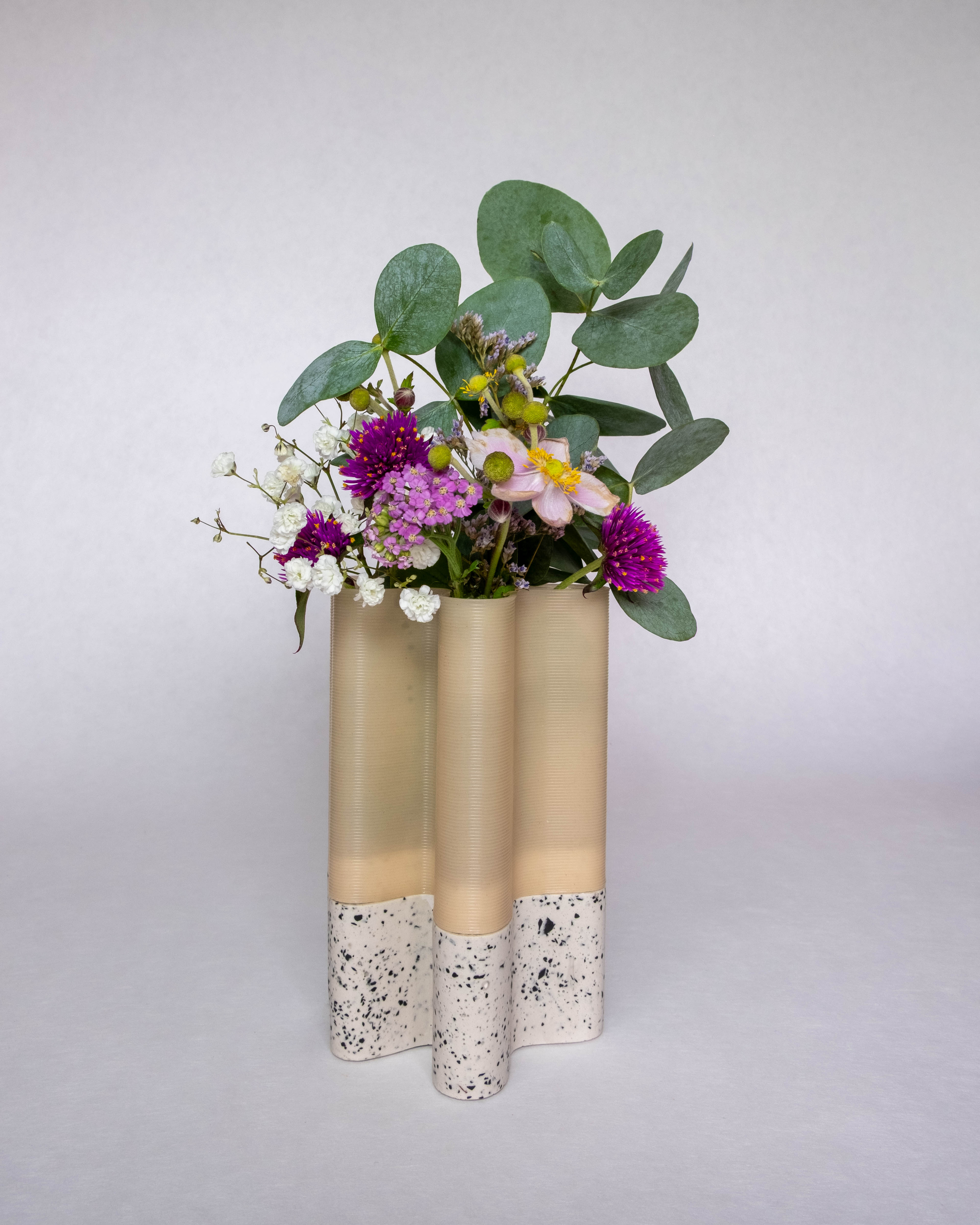 Vase Junya M
