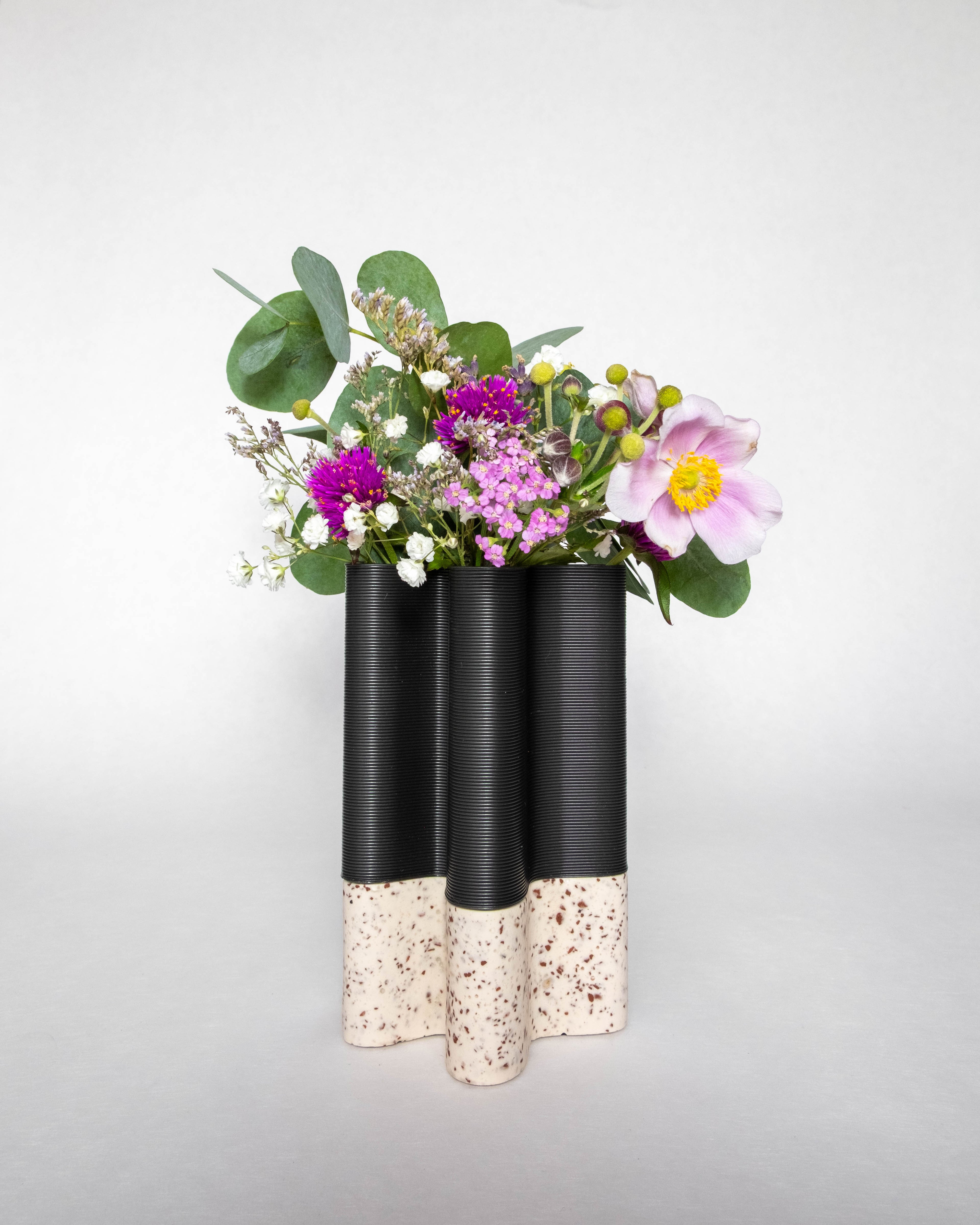 Vase Junya M