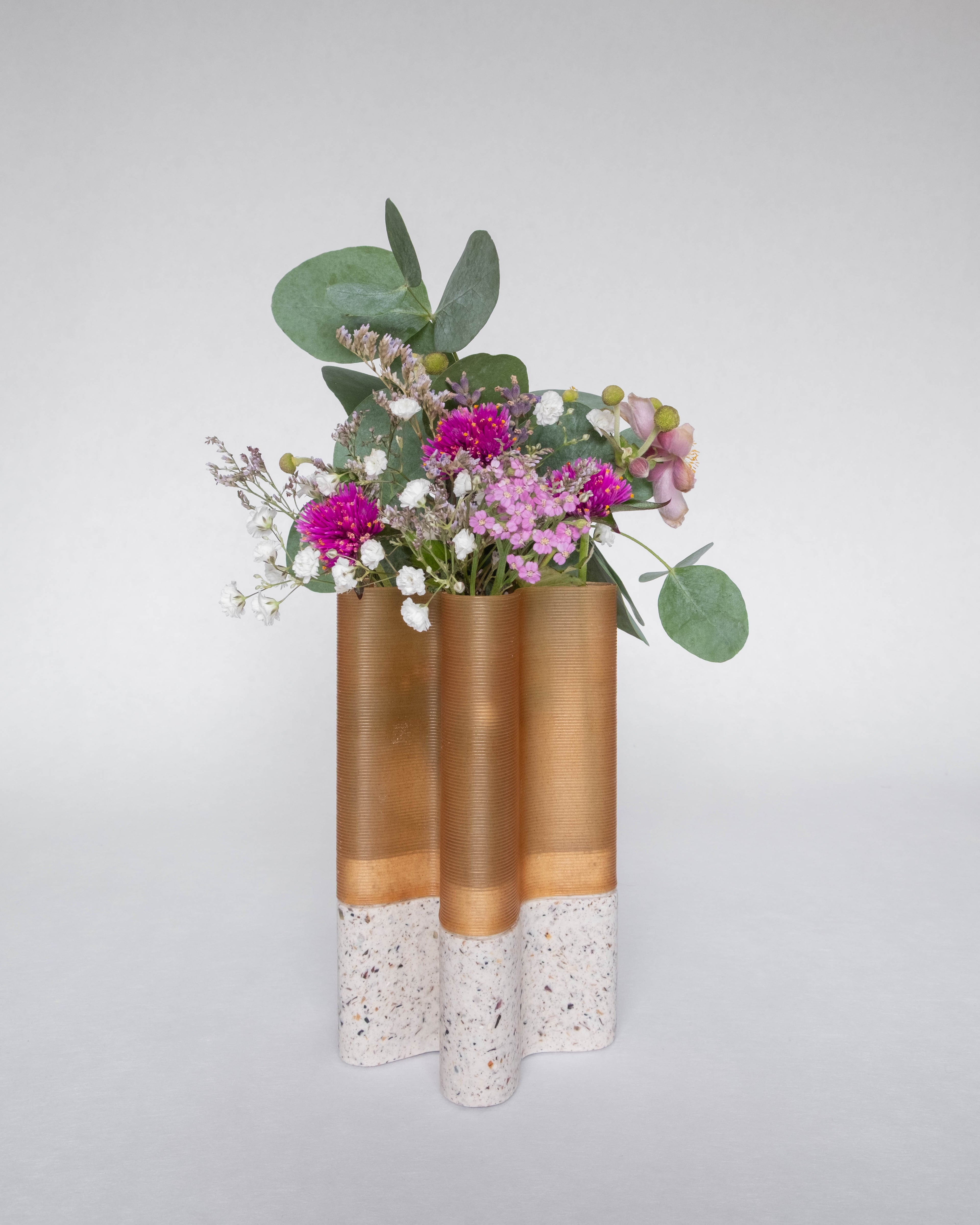 Vase Junya M